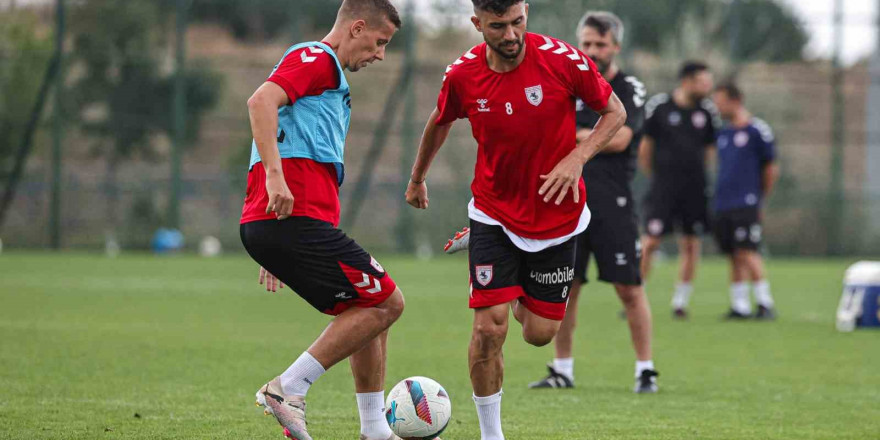 Samsunspor bu sezon evinde ilk peşinde