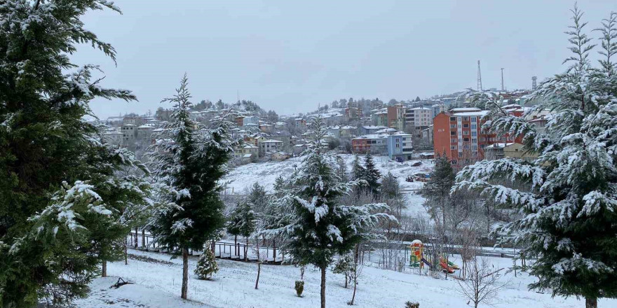 Samsun’un yüksek ilçeleri beyaza büründü