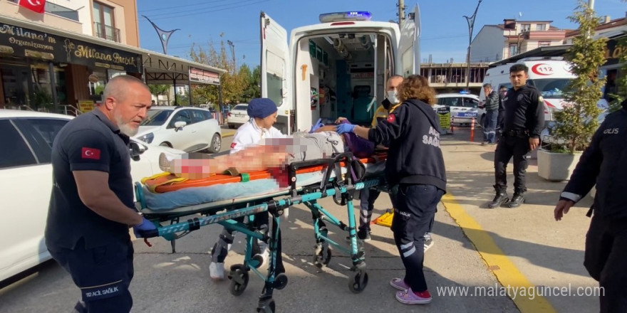 'Sana aşığım' diyerek kendisini taciz ettiğini iddia ettiği kadını ve kardeşini vurmuş