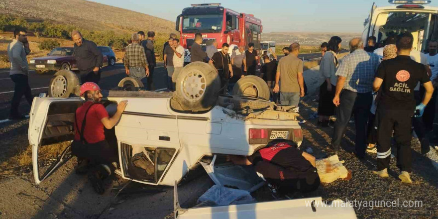 Şanlıurfa’da otomobil devrildi: 5 yaralı