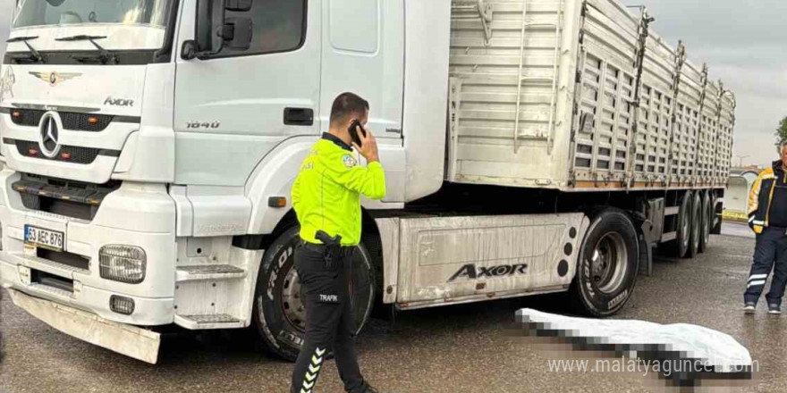 Şanlıurfa’da tırın altında kalan motosiklet sürücüsü hayatını kaybetti