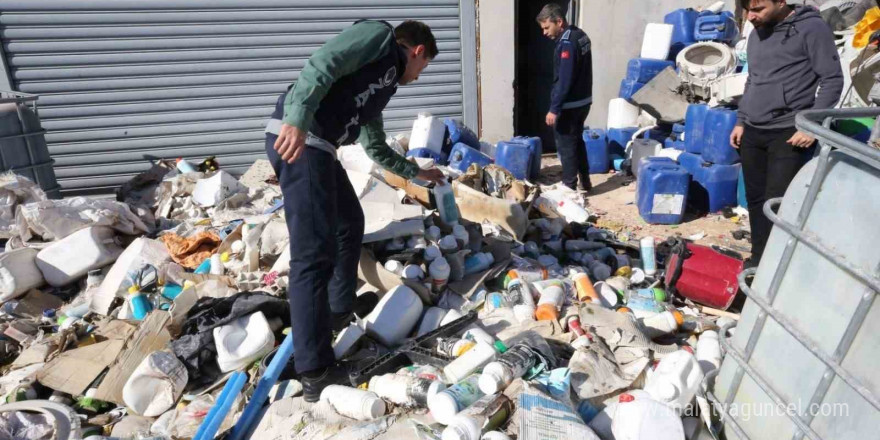 Şanlıurfa’da tonlarca sahte zirai ilaç ve gıda ürünü ele geçirildi