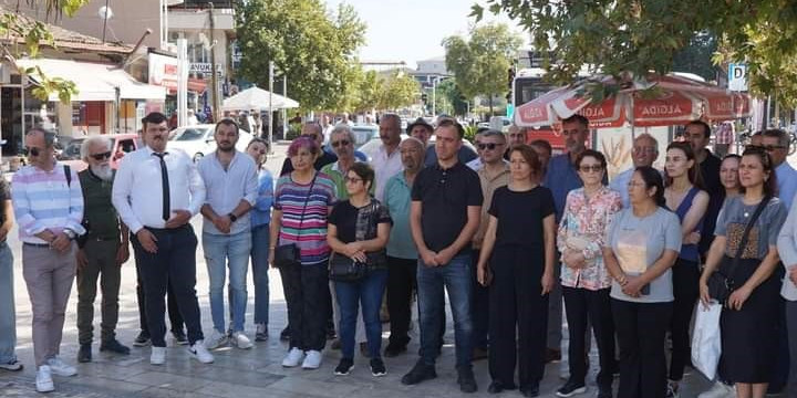 Sarıgöl’de kadına yönelik şiddete hayır protestosu