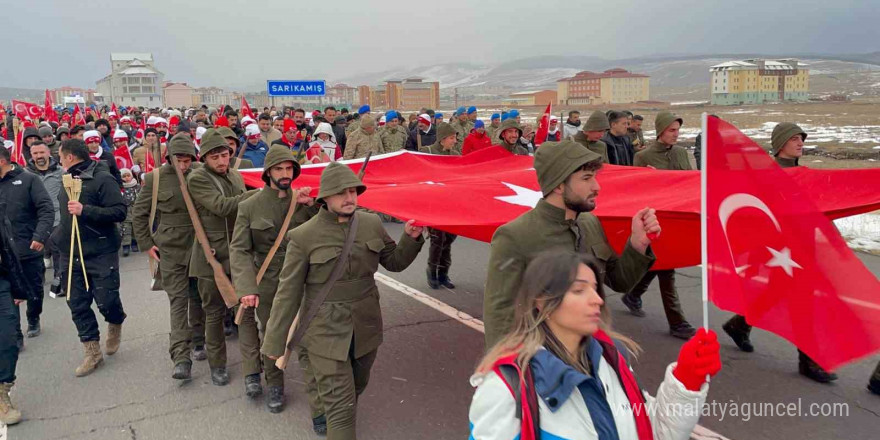 Sarıkamış şehitlerine saygı nöbeti