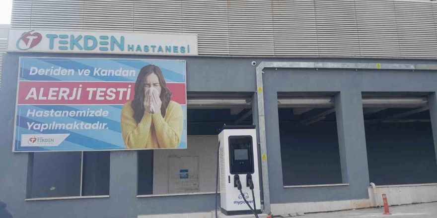 Şarj istasyonu kuran Tekden Hastanesi, Denizli’de bir ilke imza attı