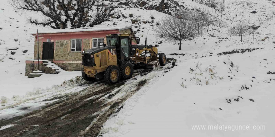 Sason’da kar nedeniyle eğitime 1 gün ara verildi