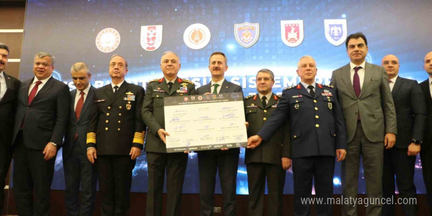 Savunma Sanayii Başkanı Görgün duyurdu: Çelik Kubbe’nin en önemli altyapılarından birisi için imzalar atıldı