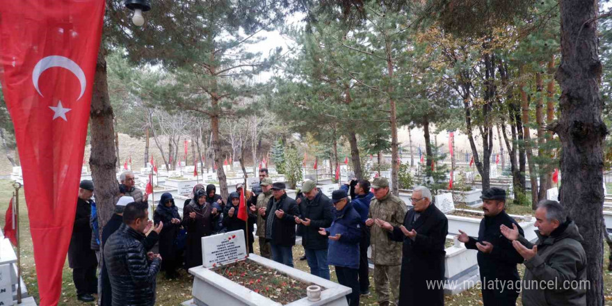 Şehidin silah arkadaşlarının 33 yıllık vefası