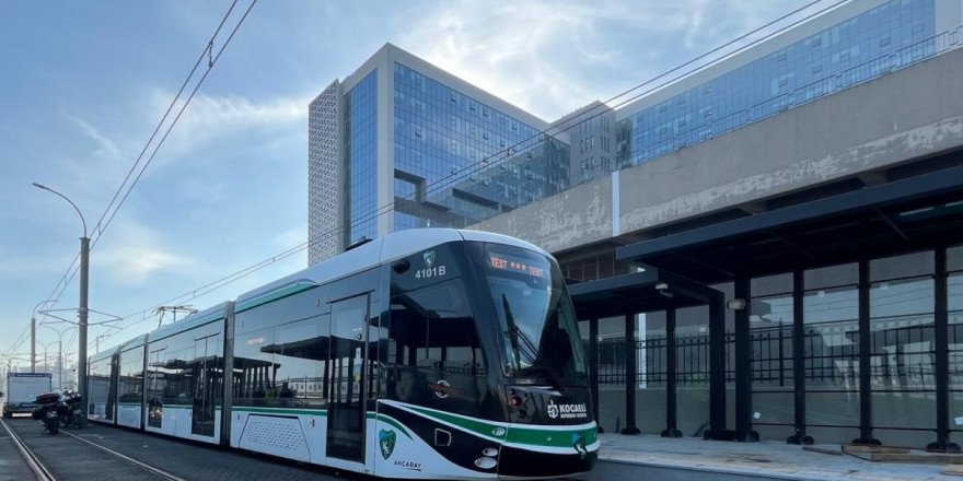 Şehir Hastanesi tramvayında test sürüşü