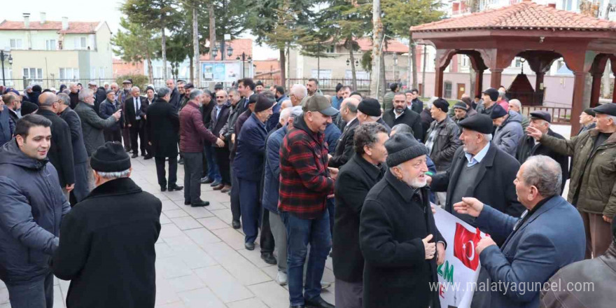 Şehit aileleri ve gaziler umre ziyareti için kutsal topraklara uğurlandı