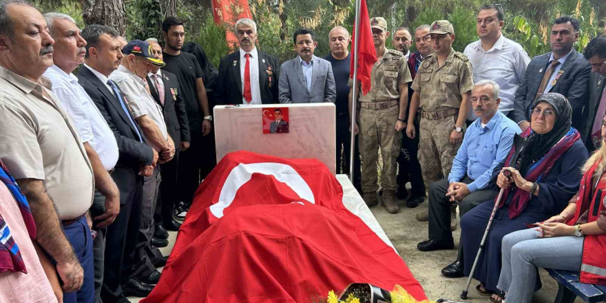 Şehit Başçavuş Ferhat Gedik, Hatay’da mezarı başında dualarla anıldı