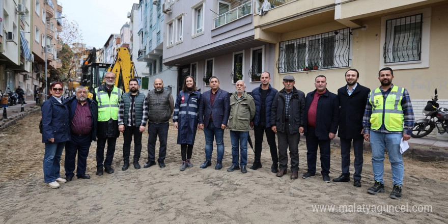 Şehzadeler Belediyesi, sekiz mahallenin yol sorununu çözüme kavuşturdu