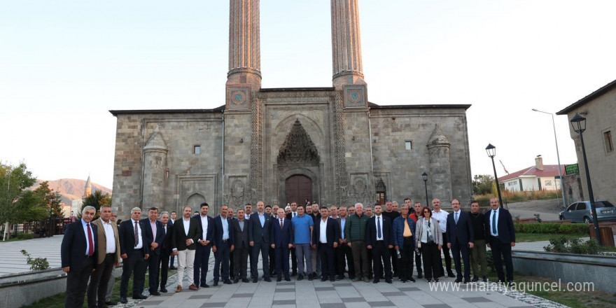 Sekmen: “Şehrimizi daha ileri taşımaya kararlıyız”