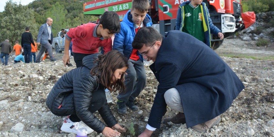 Selendi’de 100. Yıl Eğitim Ormanı oluşturuldu