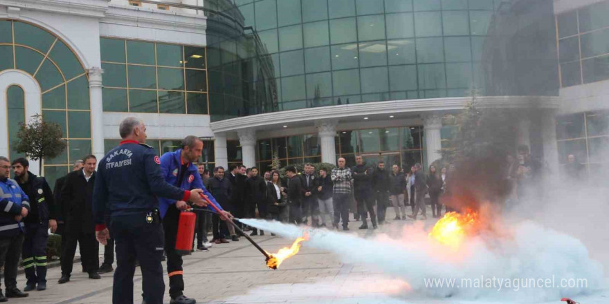 Serdivan Belediyesi personeline yangın eğitim ve tatbikatı semineri