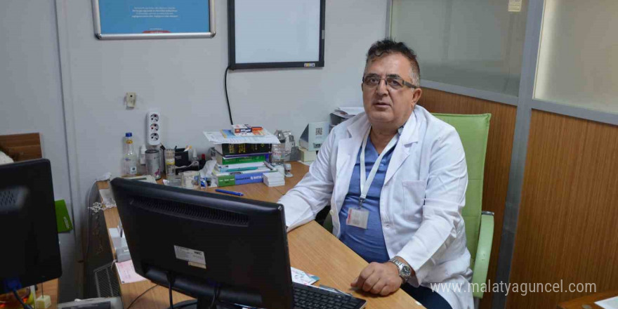 Sevilen doktor 18 ay için geldi 28 yıldır görev yapıyor