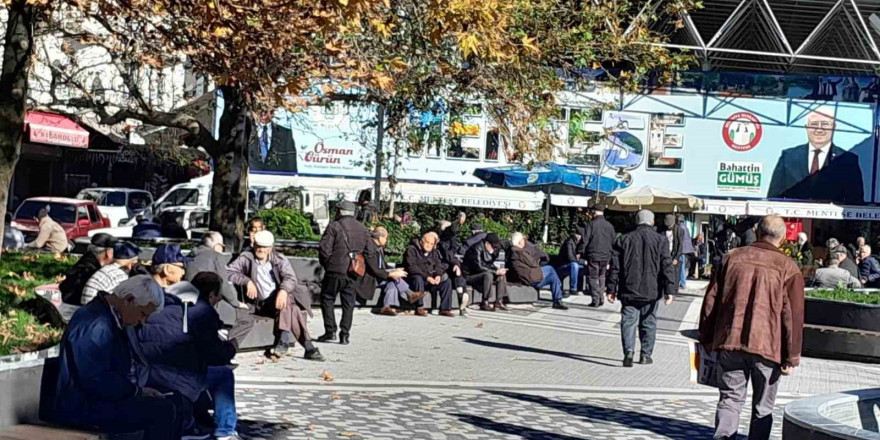 Sıcak havayı gören Muğlalılar parklara yöneldi