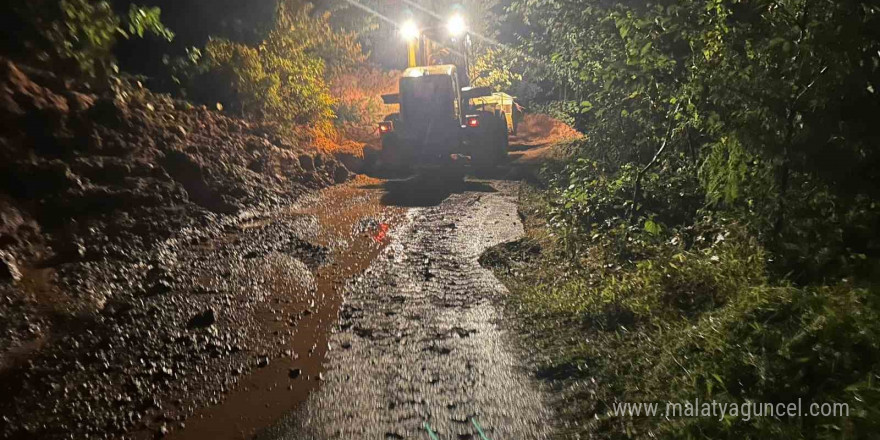 Şiddetli yağışlar Rize’de sel ve heyelanlara neden oldu