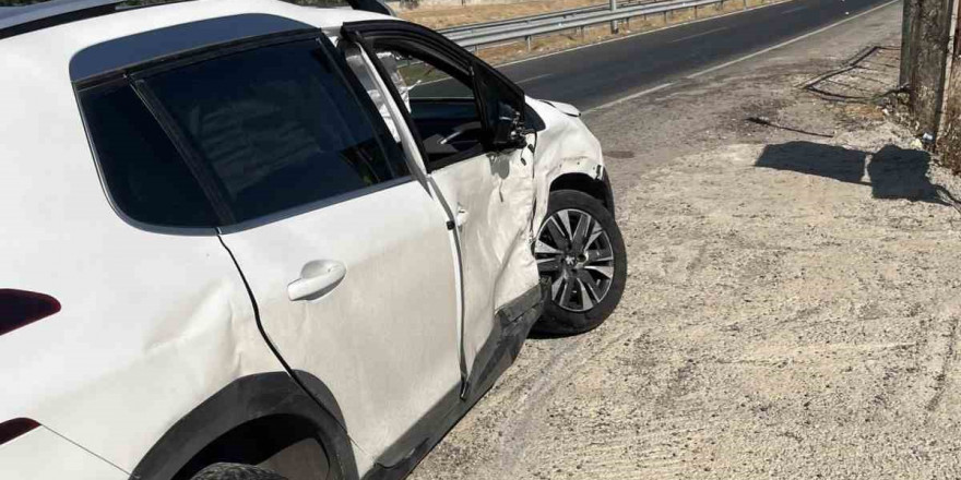 Siirt’te maddi hasarlı trafik kazası