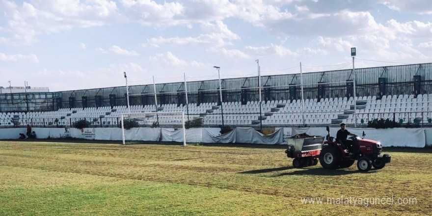 Şilbe Spor Tesisleri 2 Nolu çim saha yenilendi