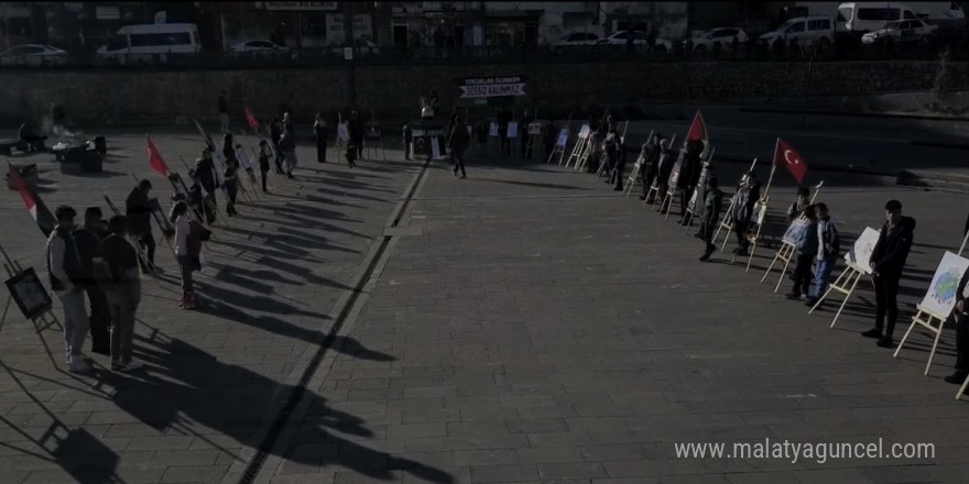 Silvan’da Gazze’deki zulmü anlatan resim sergisi açıldı