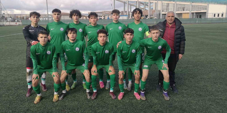 Sincan Belediyespor’un altyapı takımları başarı bir sezon geçirdi