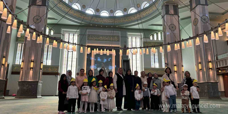 Sincanlı miniklerden Millet Camii’ne ziyaret