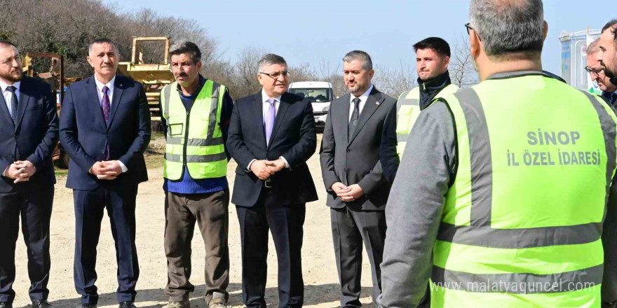 Sinop’a 482 yeni çöp konteyneri teslim edildi