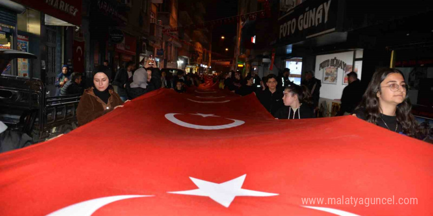 Sinop’ta fener alayı