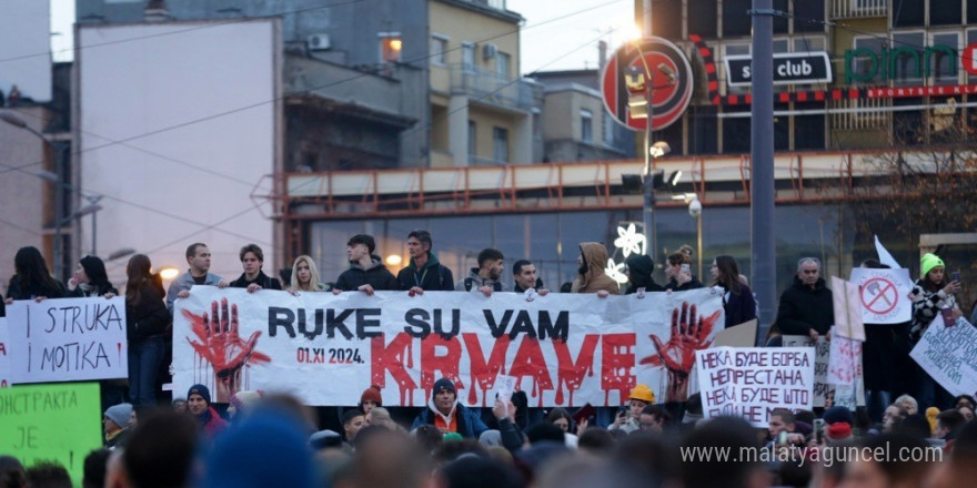 Sırbistan’da tarihinin en kalabalık hükümet karşıtı protesto