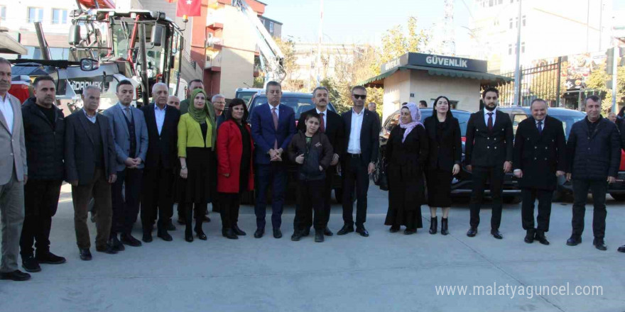 Şırnak Belediyesi 6 yeni aracı filosuna kattı