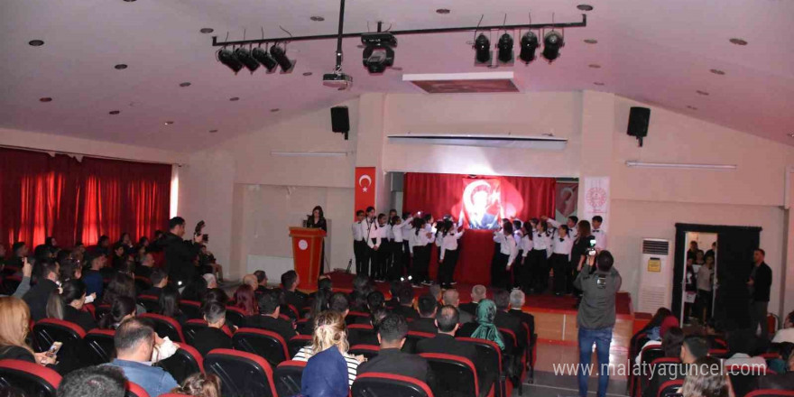 Şırnak ve Siirt’te 10 Kasım Atatürk’ü anma töreni