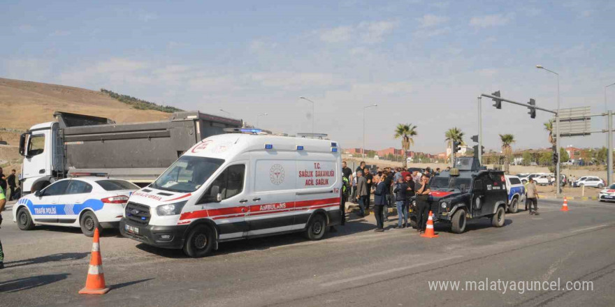 Şırnak’ta kamyon ile motosiklet çarpıştı: 1 ölü