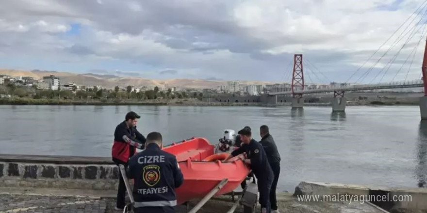 Şırnak’ta kaybolan genç için Dicle Nehri’de arama çalışması başlatıldı