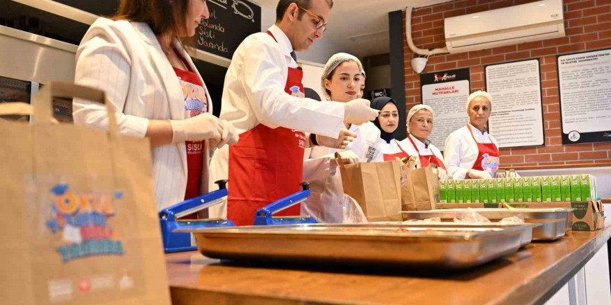 Şişli’de “Bir Öğün Bizden” projesi: Her gün bin 500 öğrenciye gıda paketi