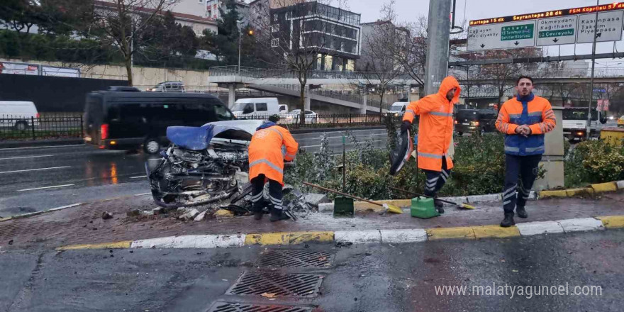 Şişli’de kaza sonrası araçta yangın çıktı: 2 yaralı