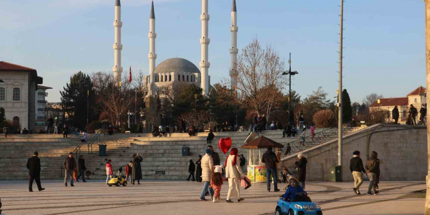 Sivas Ocak ayında baharı yaşıyor yaşıyor