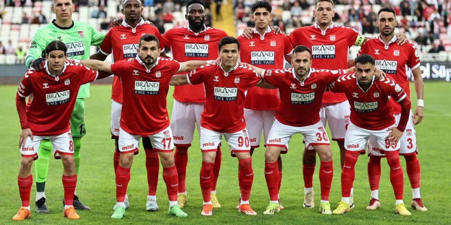 Sivasspor’da 16 futbolcunun sözleşmesi bitiyor