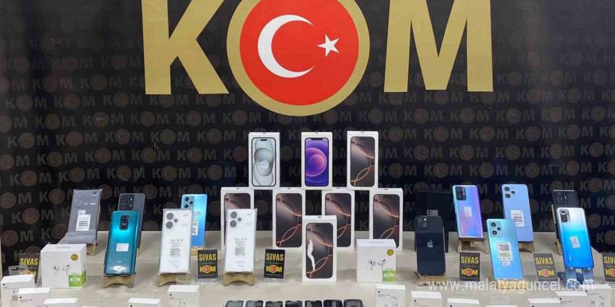 Sivas’ta 1 milyon TL değerinde kaçak telefon ele geçirildi