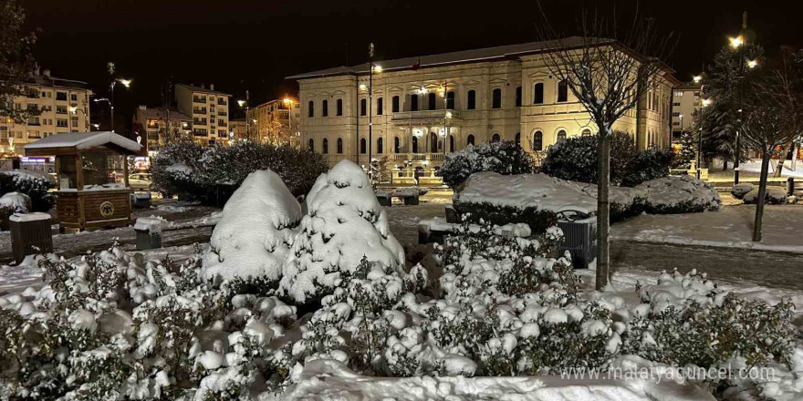 Sivas’ta eğitime kar engeli