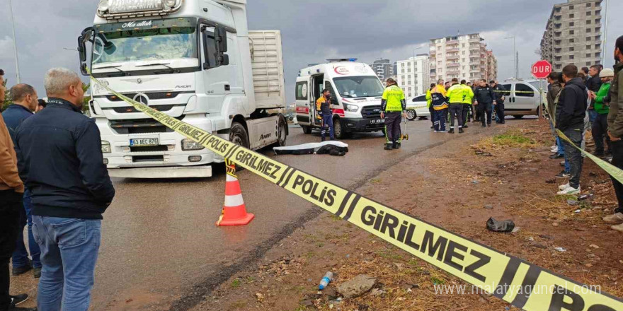 Siverek’teki kazada ölen öğretmen eğitim camiasını yasa boğdu