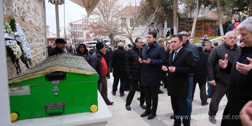 Sivrihisar Eski Belediye Başkanı Fikret Arslan son yolculuğuna uğurlandı