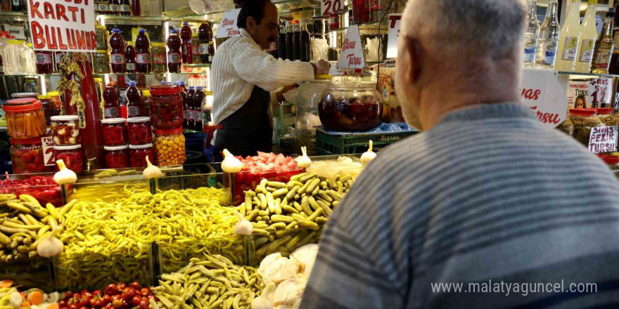 Sofraların vazgeçilmezi tezgâhlardaki yerini aldı