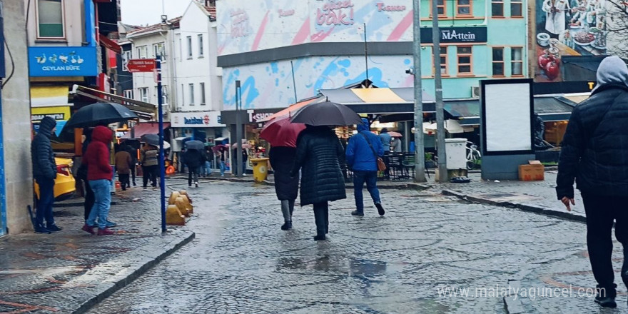 Soğuk ve yağışlı hava yurda giriş yaptı