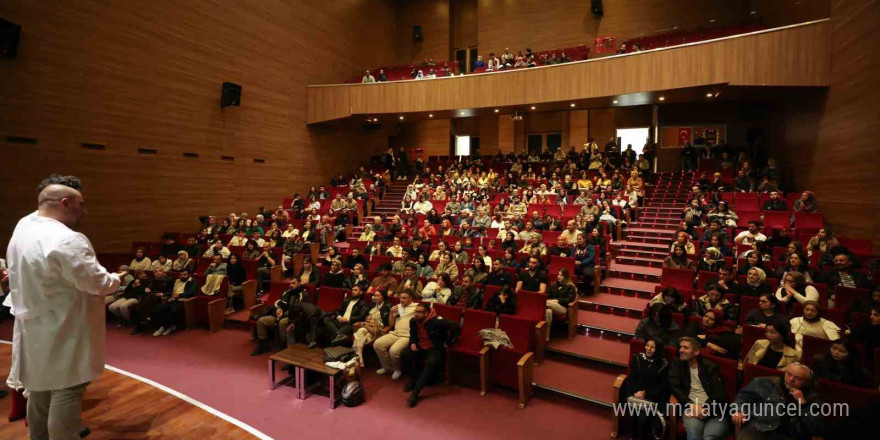 “Sonsuzluğun Tedirginliği” Serdivan’da seyirciyle buluştu