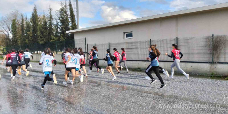 Sporcular Aydın’da şampiyonluk için yarıştı