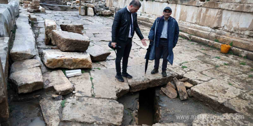 Stratonikeia Antik Kenti 5 büyük deprem yaşadı, altyapısı hala çalışıyor