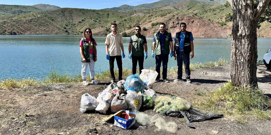 Su kaynaklarını korumak için çöp topladılar