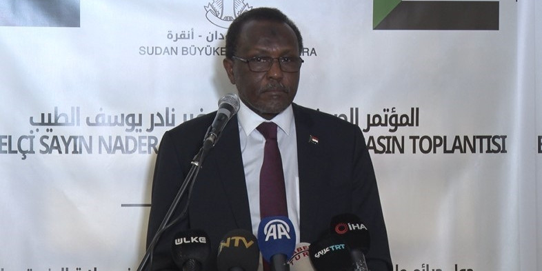 Sudan Ankara Büyükelçisi Altayeb: “Milisler El Hilaleiye bölgesine geçtiler ve burada yaklaşık 200 kişiyi öldürdüler”