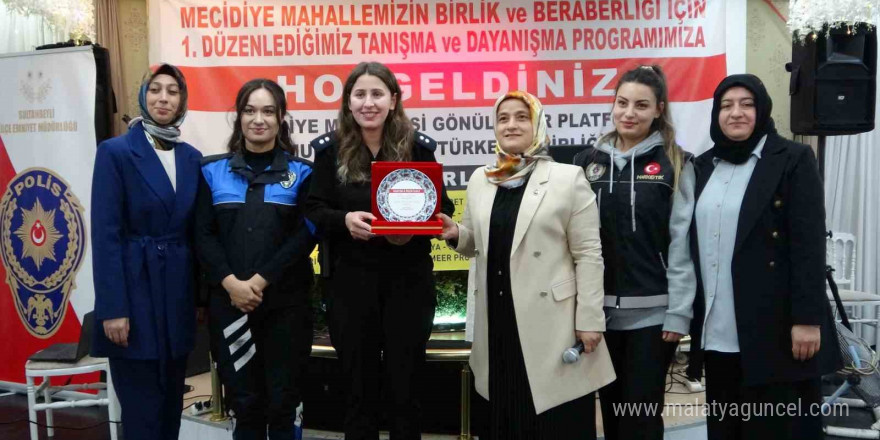 Sultanbeyli’de Annelere “Uyuşturucu” semineri